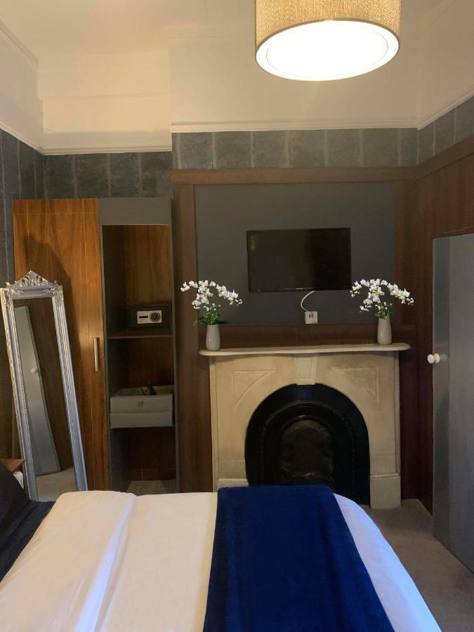 Upstairs Studio - Private Kitchenette And Small En-Suite Dublin Exterior photo